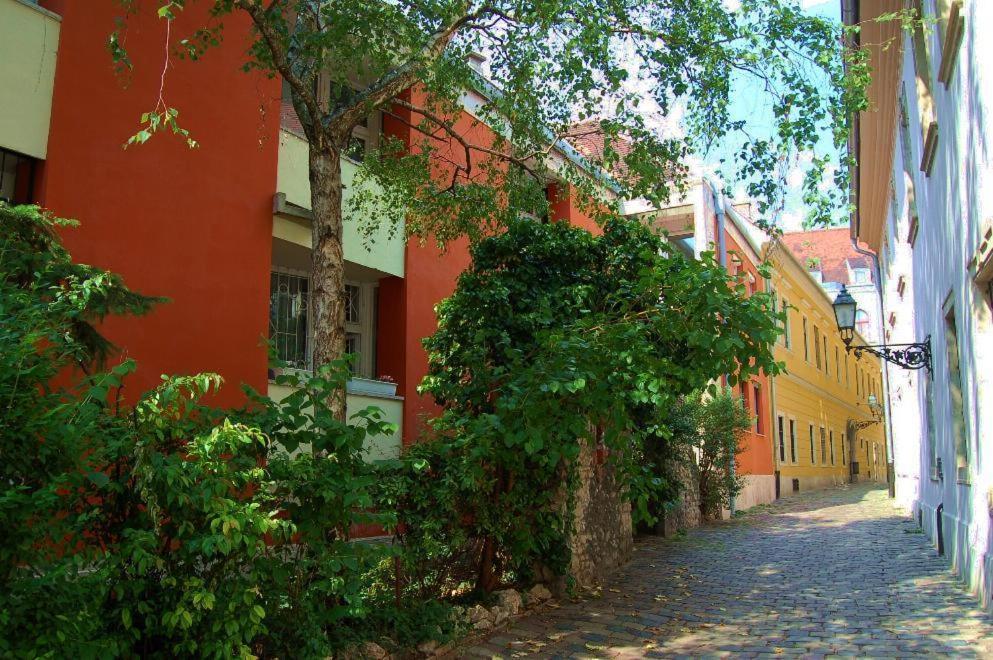 Buda Castle Apartments Boedapest Buitenkant foto